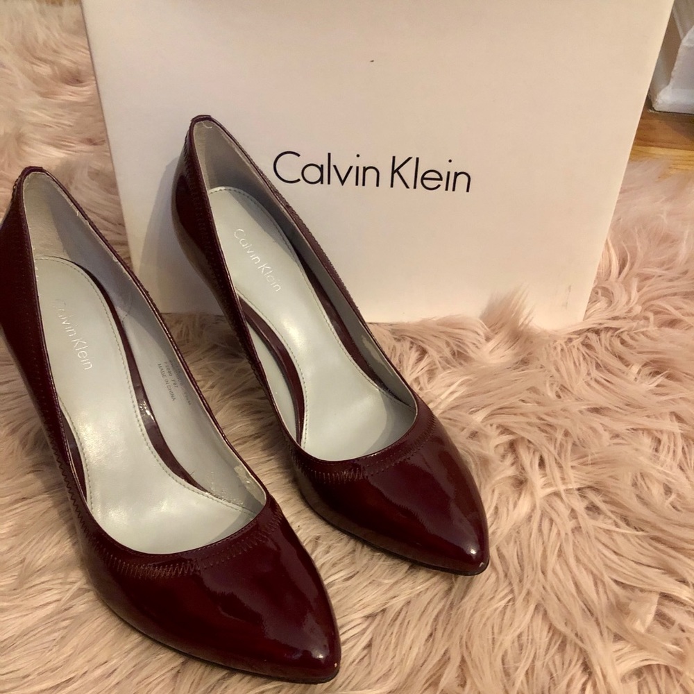 Calvin Klein Precious patent leather heel Bordeaux